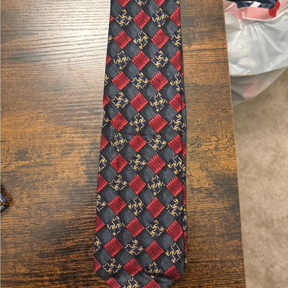 Ermenegildo Zegna Red and Black Silk Tie